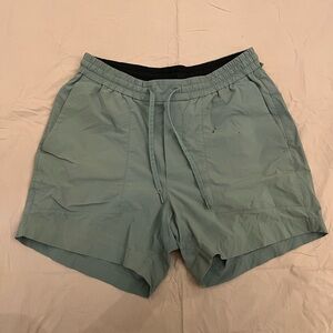 Lululemon Shorts 5”